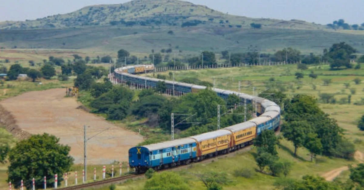 railways-ministry-offers-20-discount-on-round-trip-package-for-diwali-and-chhath-travel-details