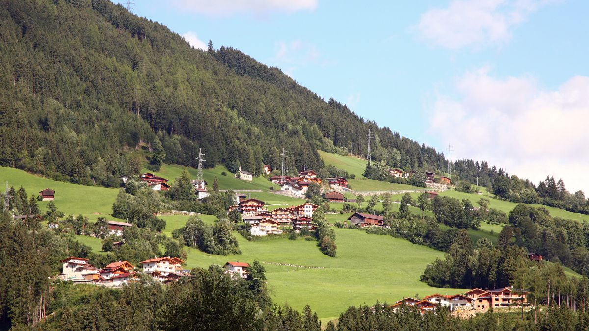 30 shocking facts about mountains on mountain day (1)