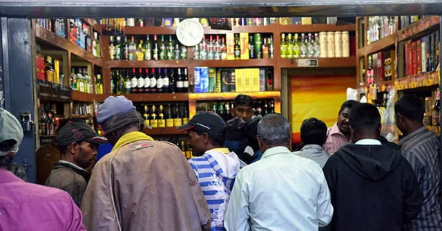 delhi-dry-day-ban-on-liquor-sales-on-independence-day-and-janmashtami-room-service-allowed-in-these-hotels