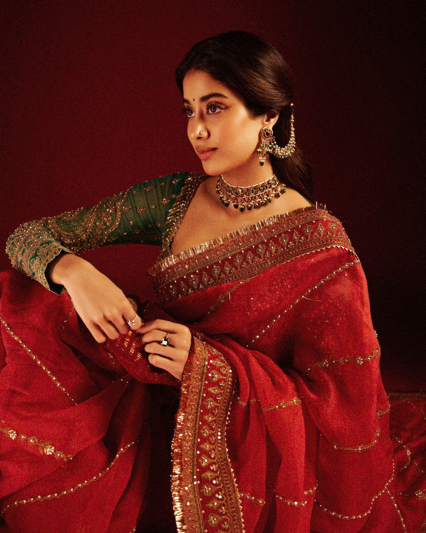 janhvi kapoor saree