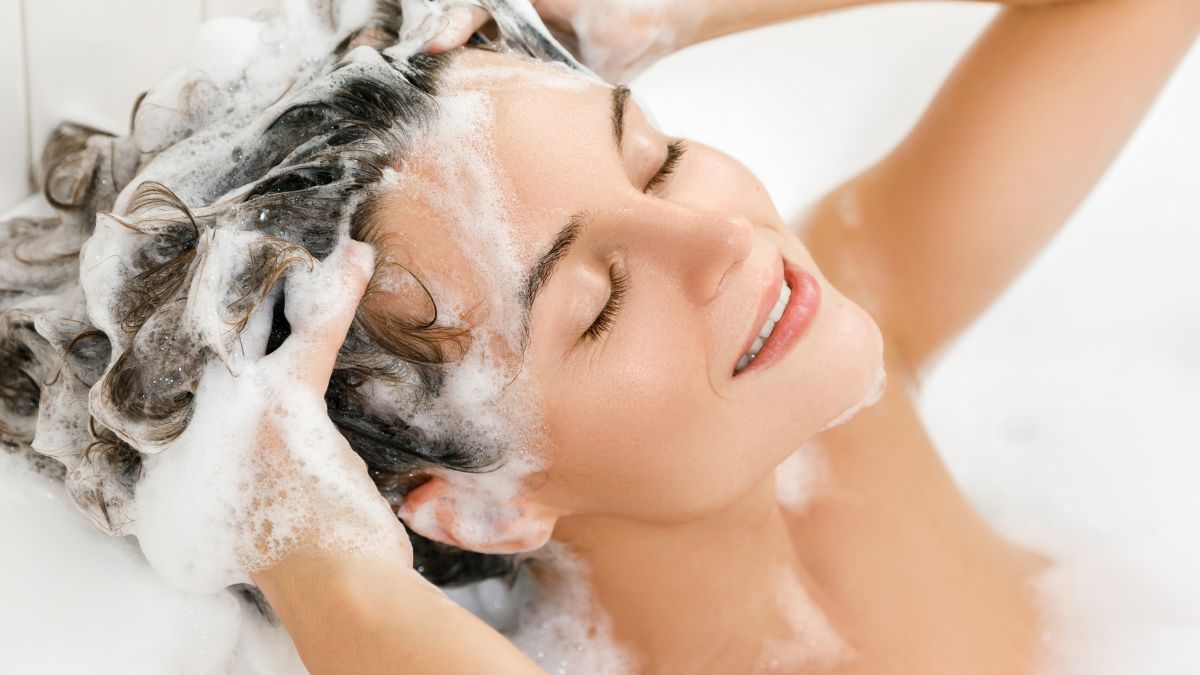 Homemade Shampoo For Strong And Shiny Hair