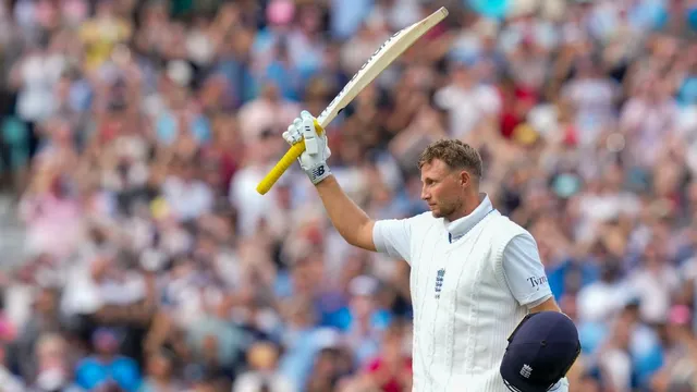 england-vs-australia-ashes-series-joe-root-rebuffs-david-warners-surfboard-comment-ahead-of-ashes-in-australia-nothing-new-is-it
