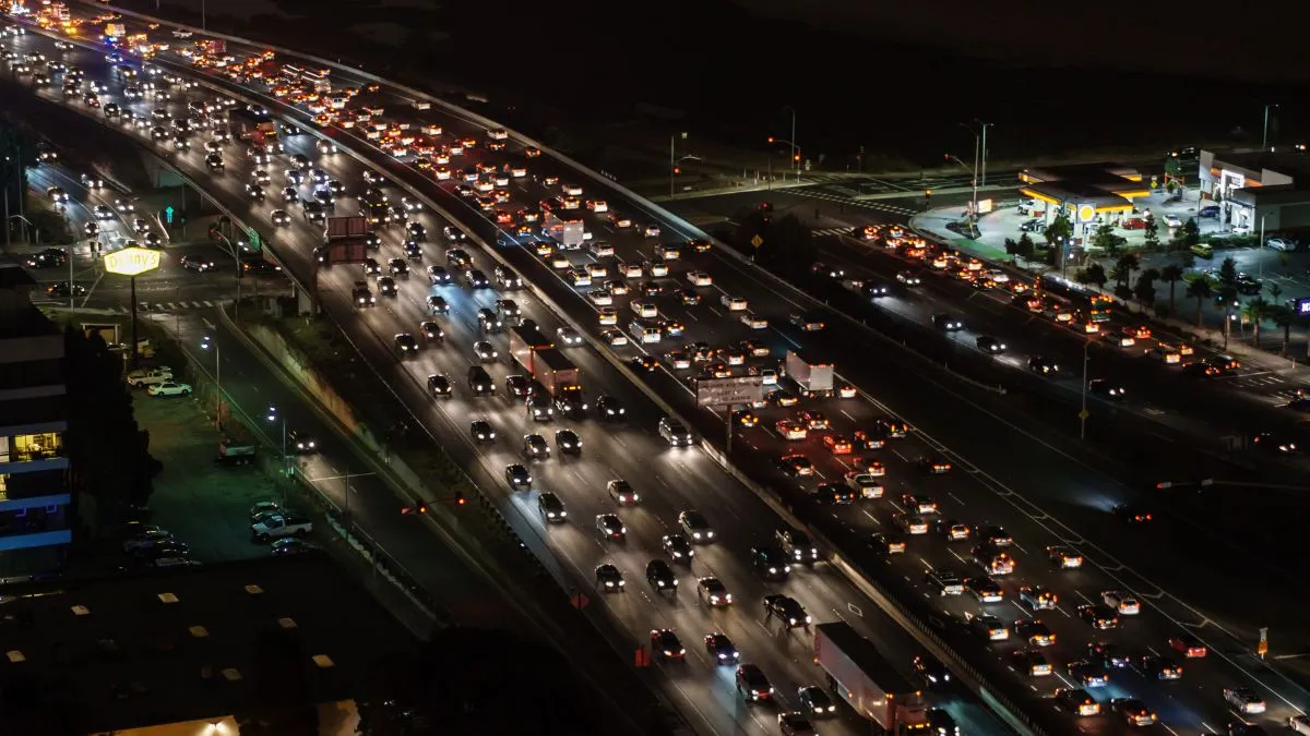 chennai-traffic-advisory-diversions-announced-on-anna-salai-near-teynampet-for-32-km-flyover-construction-check-routes