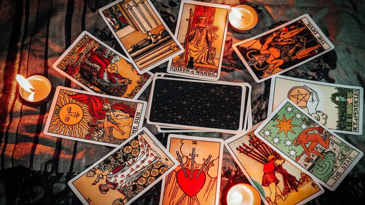 tarot-predictions-august-19-2025-new-opportunities-for-taurus-cancer-must-exercise-introspection
