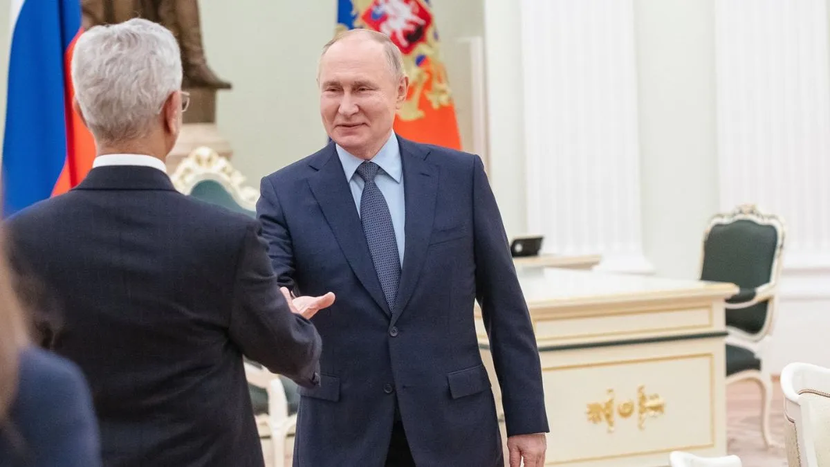 india-s-jaishankar-embarks-on-russia-visit-after-meeting-china-wang-yi-amid-trump-tariff-war