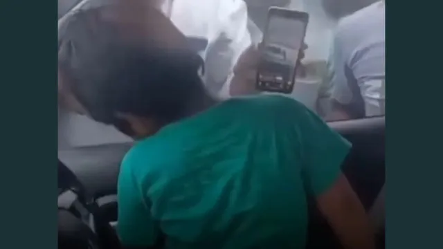 youtube-tutorial-helps-little-girl-come-out-of-a-locked-car-viral-video-leaves-internet-in-shock