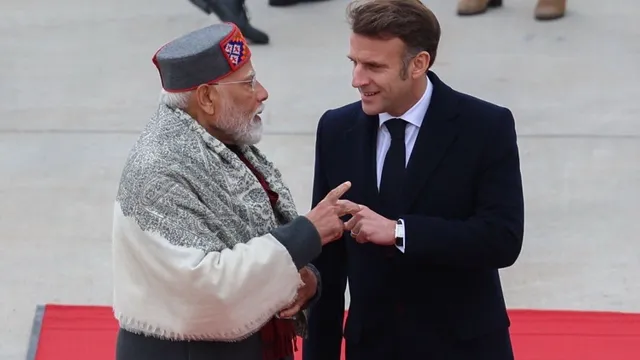 pm-modi-dials-french-president-macron-discusses-peace-efforts-in-ukraine-west-asia