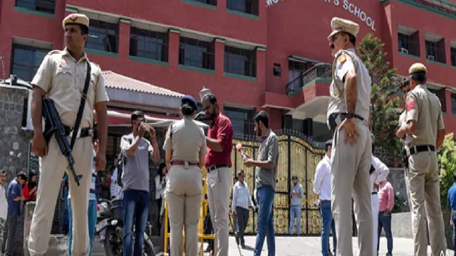 multiple-delhi-schools-receive-bomb-threats-in-dwarka-and-prasad-nagar-for-second-day-searches-launched