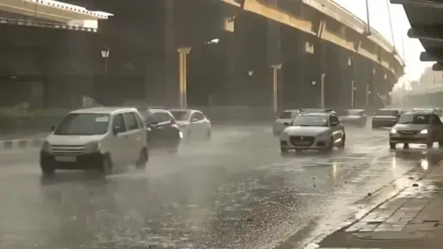 weather-alert-delhi-ncr-to-see-moderate-rain-heavy-showers-in-up-bihar-for-next-7-days-check-state-wise-imd-forecast