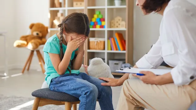 how-parents-and-teachers-can-recognise-early-signs-of-mental-health-issues-in-children-psychologist-explains