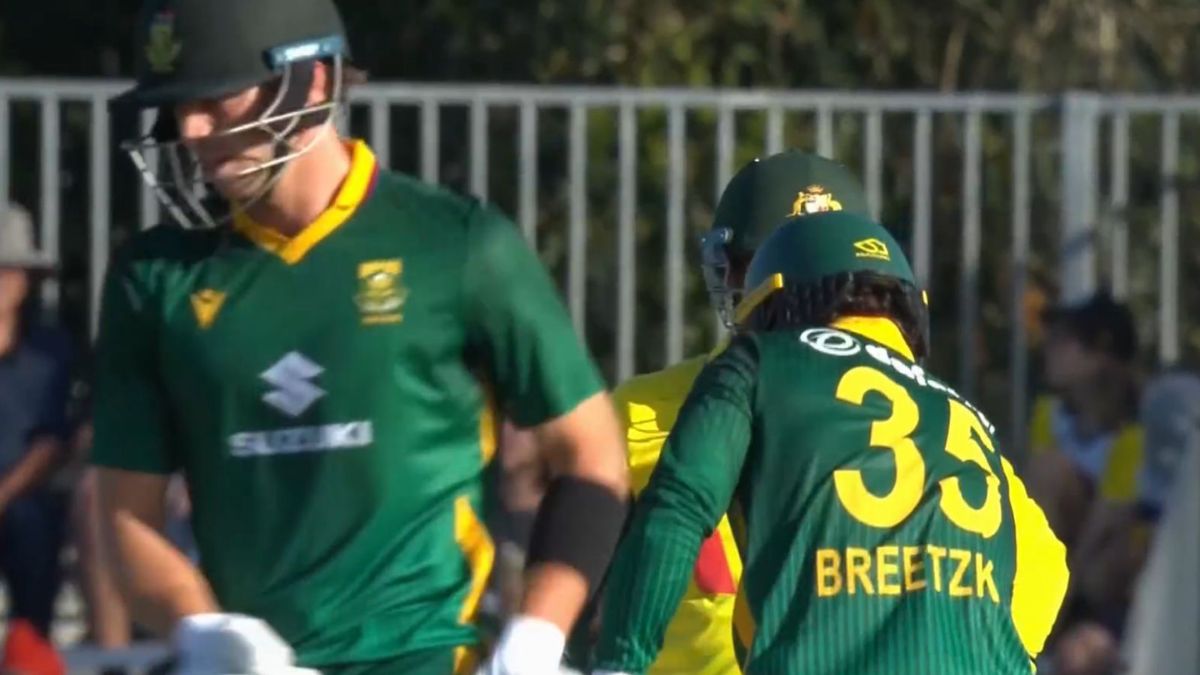 AUS vs SA 2nd ODI Live Cricket Score: Breetzke, Stubbs Take South Africa Past 150-run Mark

