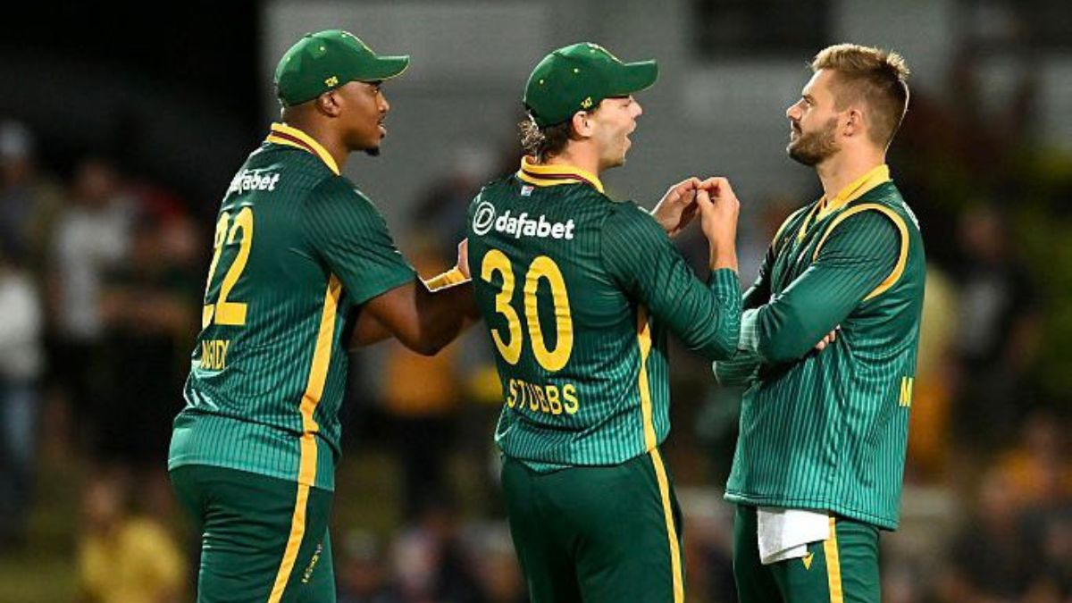mackay-weather-report-australia-mens-cricket-team-vs-south-africa-national-cricket-team-match-great-barrier-reef-arena-pitch-report-today-aus-vs-sa-match-rain-news-odi-cricket