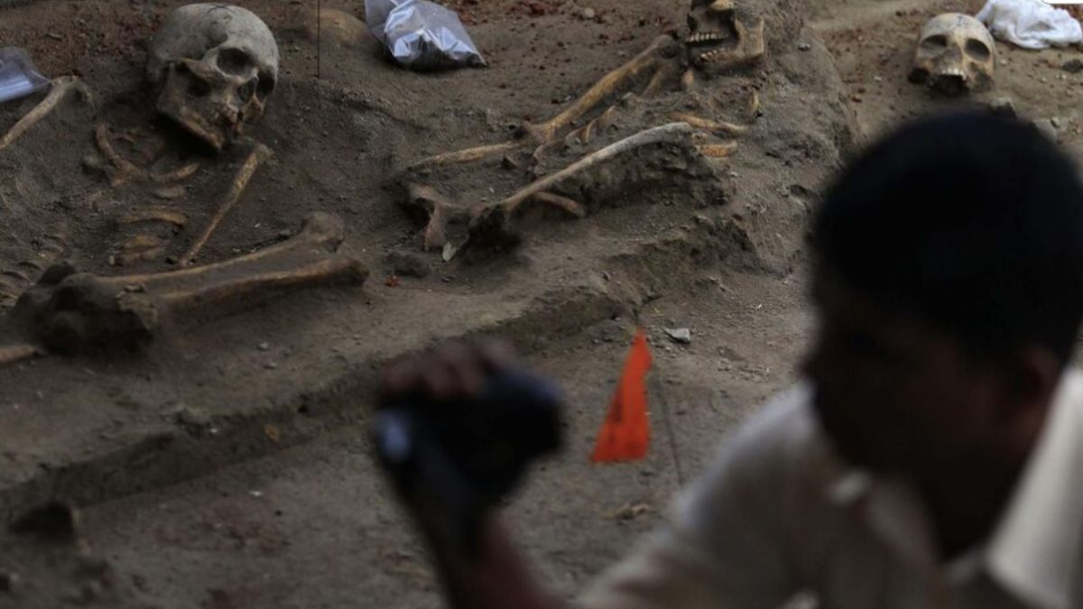 sri-lanka-mass-grave-found-in-chemmani-probe-finds-wartime-scene-of-women-children