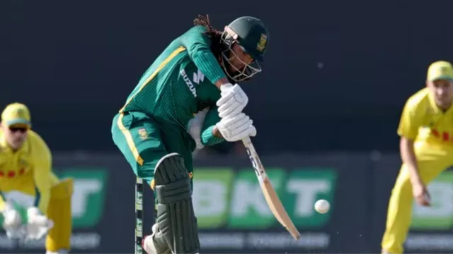 south-africa-national-cricket-team-vs-australia-national-cricket-team-match-scorecard-2nd-odi-tony-de-zorzis-woeful-form-surpasses-10-matches-wastes-golden-opportunity-received-after-replacing-temba-bavuma