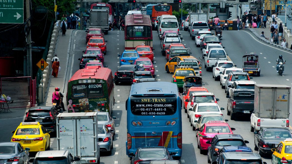 delhi-traffic-advisory-announced-on-sardar-patel-marg-shanti-path-for-august-25-details