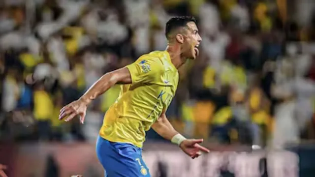 al-nassr-vs-al-ahli-saudi-super-cup-2025-match-scorecard-cristiano-ronaldo-scripts-history-becomes-1st-player-in-world-to-score-100-goals-for-four-nations