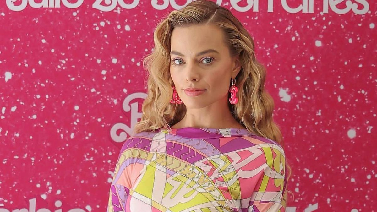 margot-robbie-talks-about-being-a-mother-for-the-first-time-its-the-best