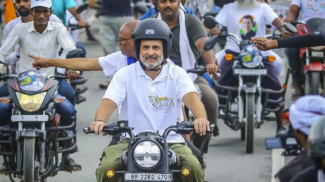 bihar-sir-rahul-gandhi-targets-pm-modi-ec-bjp-over-voter-list-revison-tejashwi-yadav-araria-rally-latest-updates