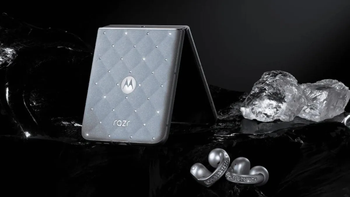 motorola-razr-60-and-moto-buds-loop-swarovski-edition-launching-in-india-on-september-1