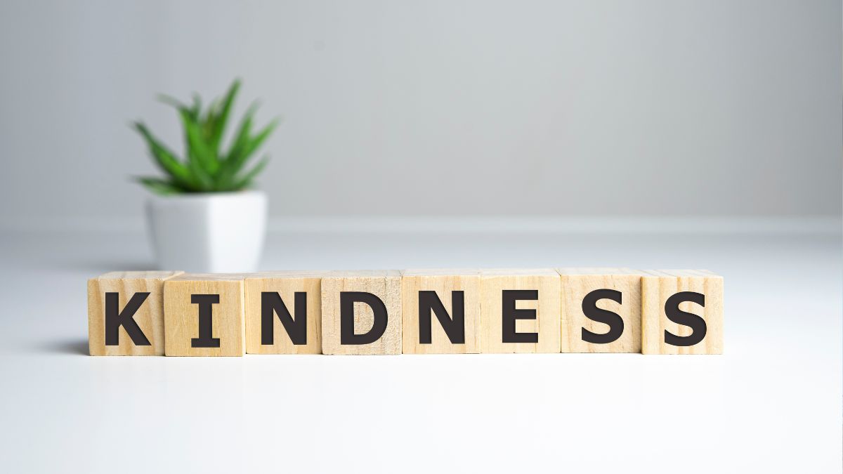 kindess quotes or be someone angel quotes (4)