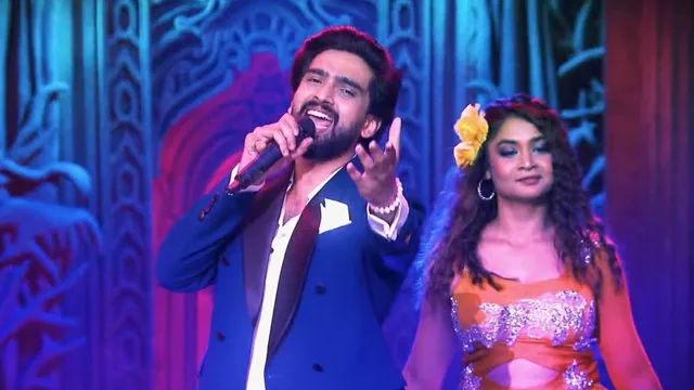 bigg-boss-19-grand-premiere-updates-amaal-mallik-shares-surprising-problems-that-could-create-chaos-for-housemates