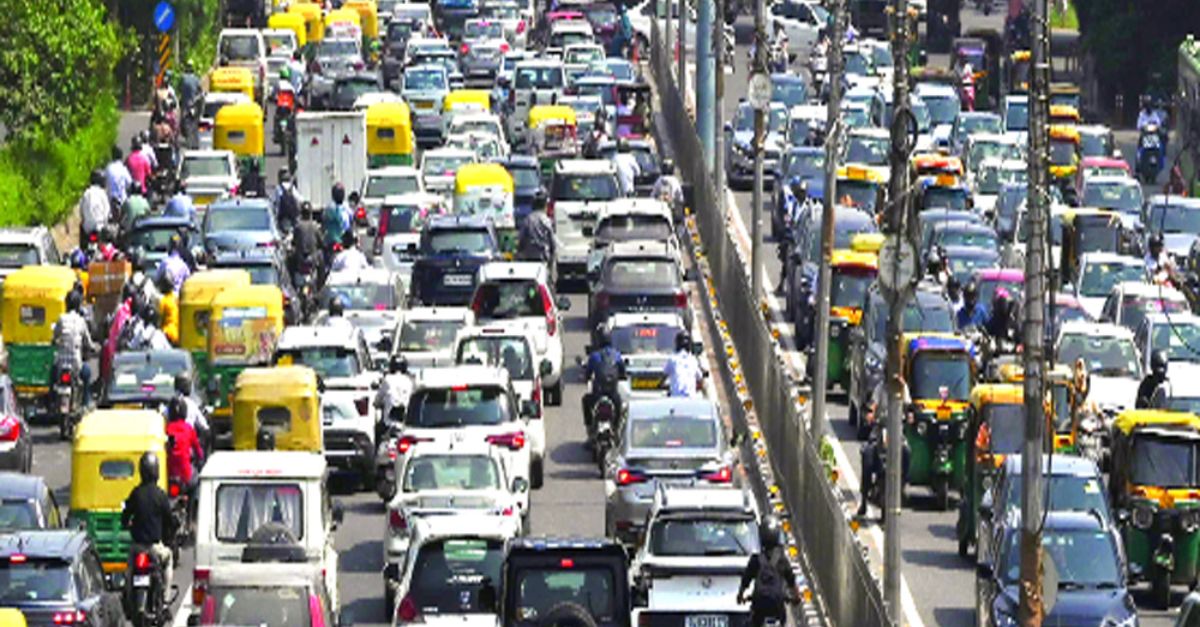 delhi-traffic-advisory-roads-near-tis-hazari-to-face-diversions-due-to-lawyers-protest-today-check-alternate-routes