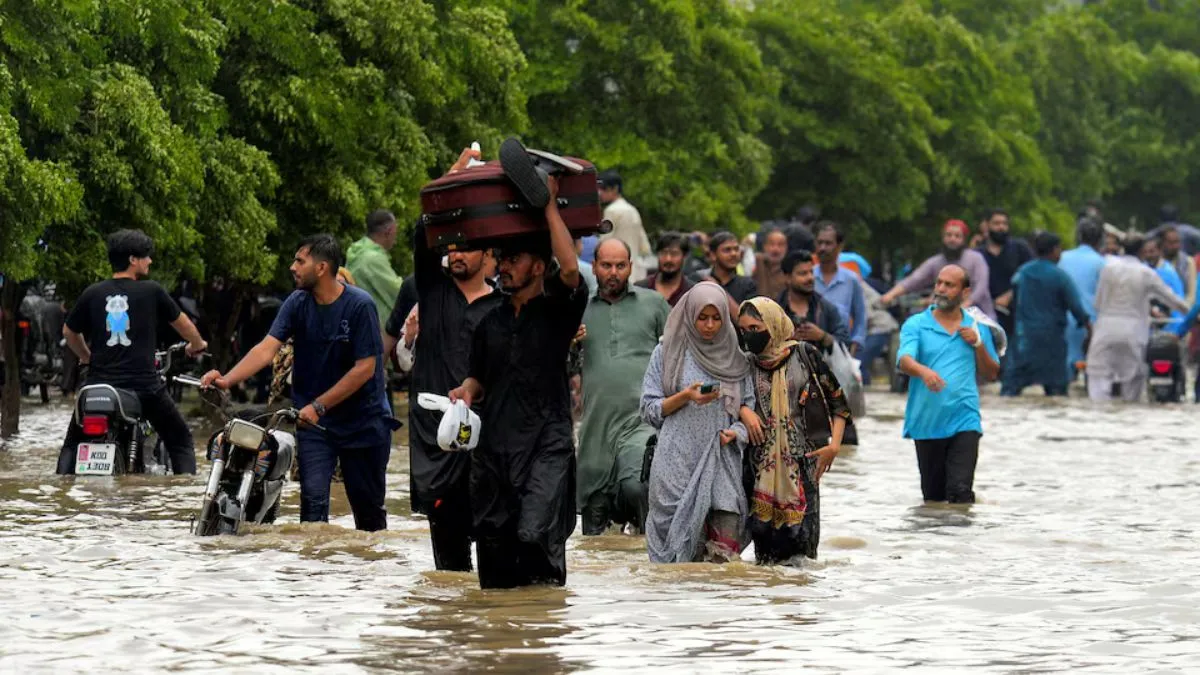 india-warns-pakistan-of-flood-risk-out-of-goodwill-yet-islamabad-whines-and-complains