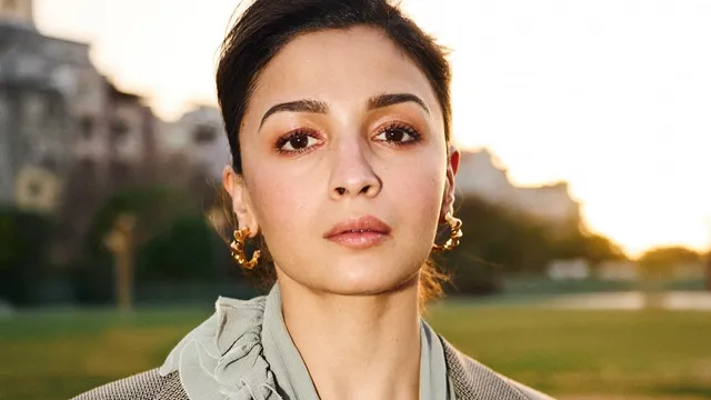 alia-bhatt-condemns-invasion-of-privacy-after-photos-of-her-under-construction-krishna-raj-bungalow-surface-online