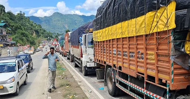 chandigarhmanali-highway-closed-for-3-days-due-to-landslides-and-heavy-rain-imd-issues-red-alert-in-himachal