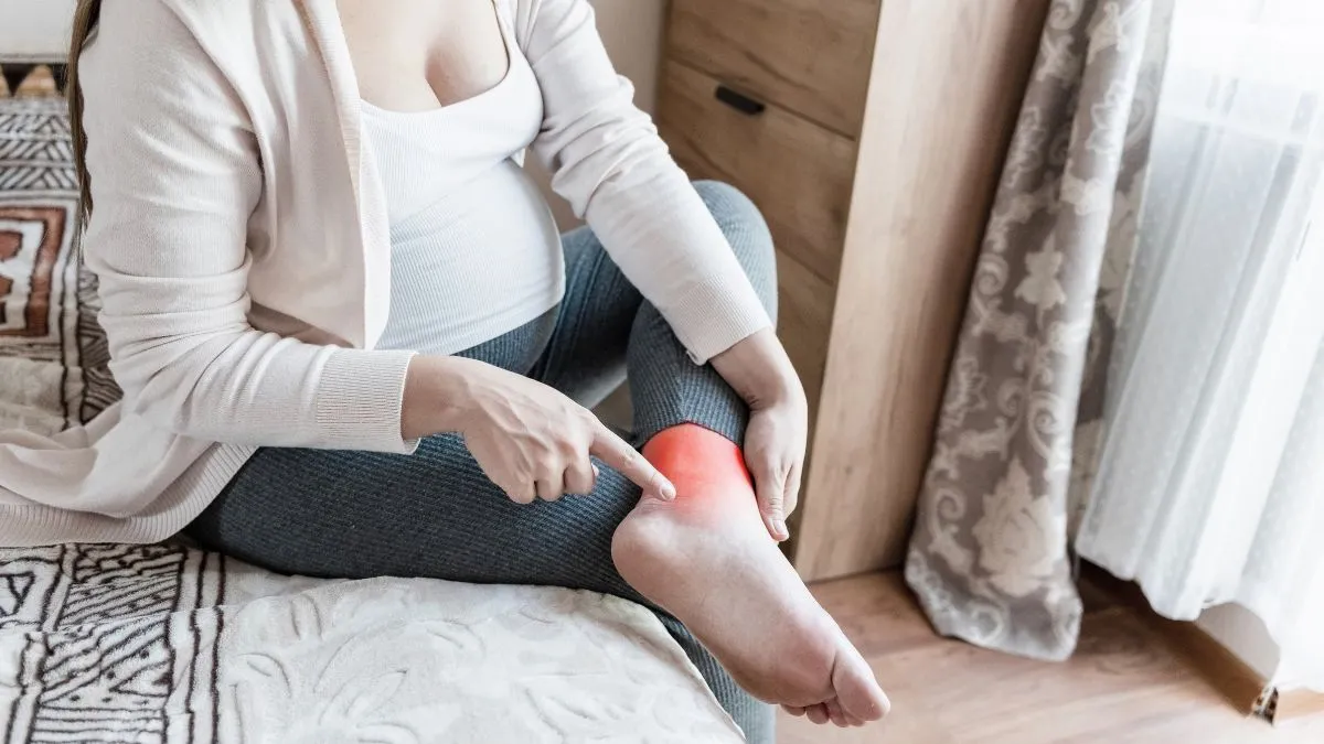how-to-manage-water-retention-and-swelling-during-pregnancy-in-monsoon-doctor-explains