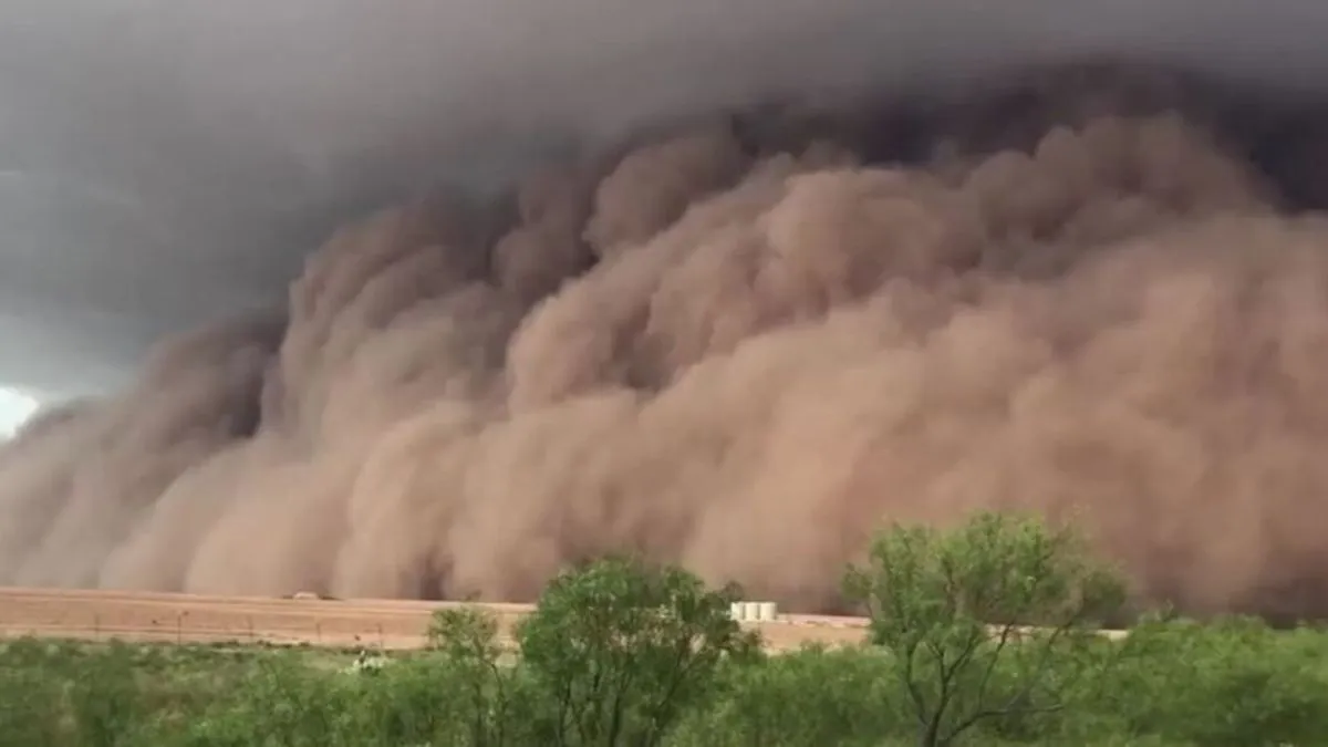 haboobs-thousands-leave-without-power-as-massive-dust-storm-hits-us-how-to-stay-safe