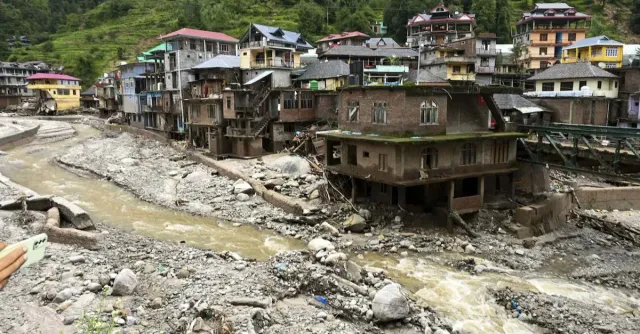 himachal-weather-update-imd-red-alert-in-chamba-kangra-mandi-for-2-days-heavy-rain-impairs-road-connectivity-forecast