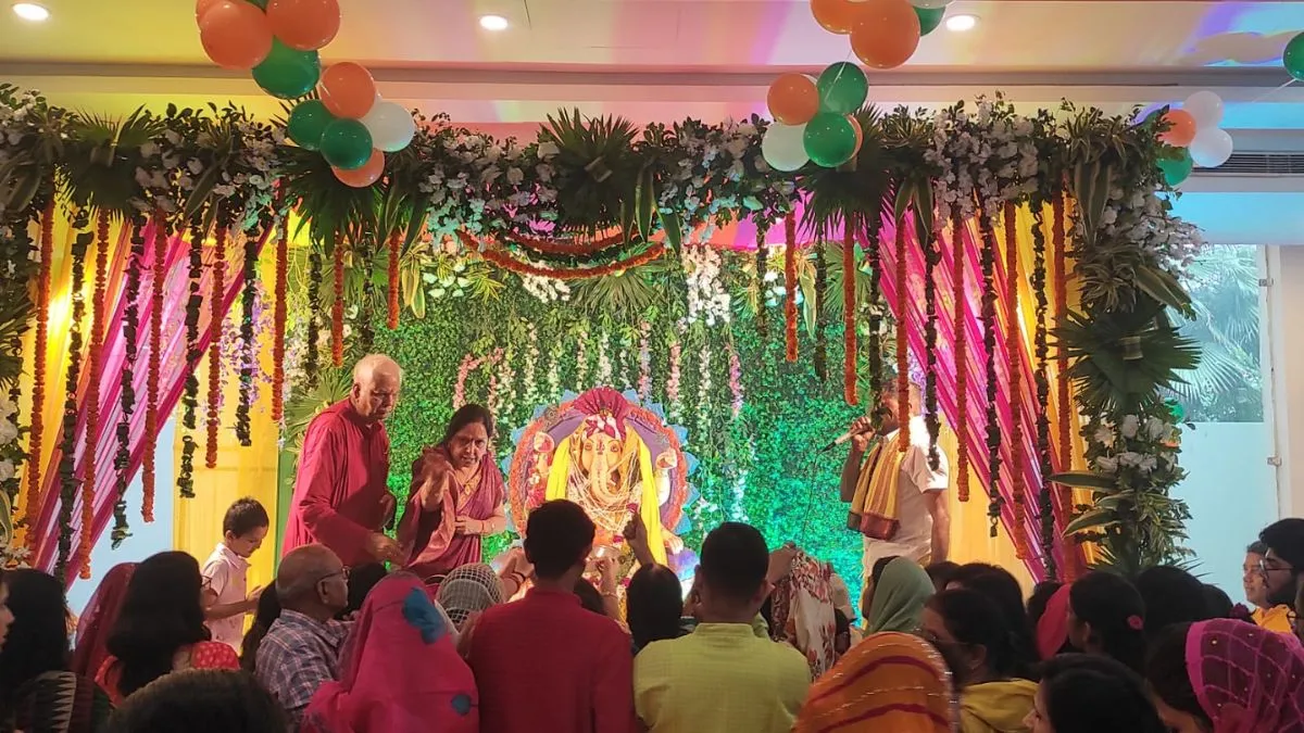 ganesh-puja-celebrated-with-grandeur-and-ecofriendly-spirit-at-noidas-antriksh-golf-view2