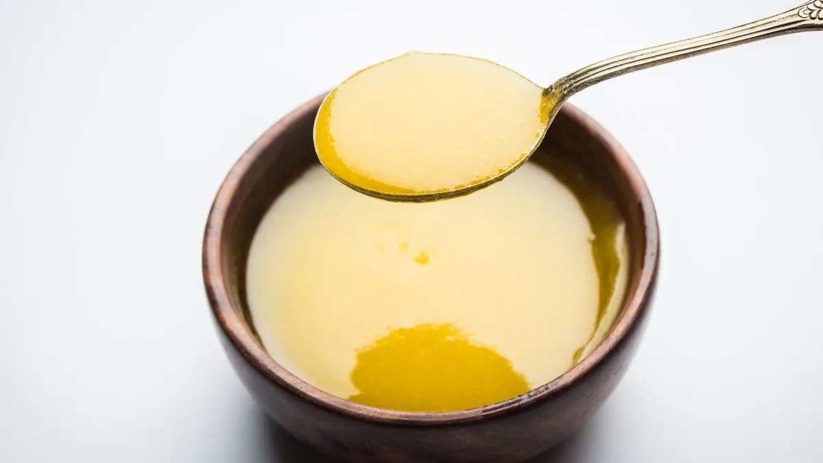 should-you-cook-food-in-ghee-nutritionist-recommends-best-oils-for-healthy-cooking