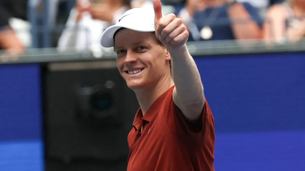 us-open-2025-world-number-1-jannik-sinner-advances-to-second-round-with-dominant-win-over-vit-kopriva