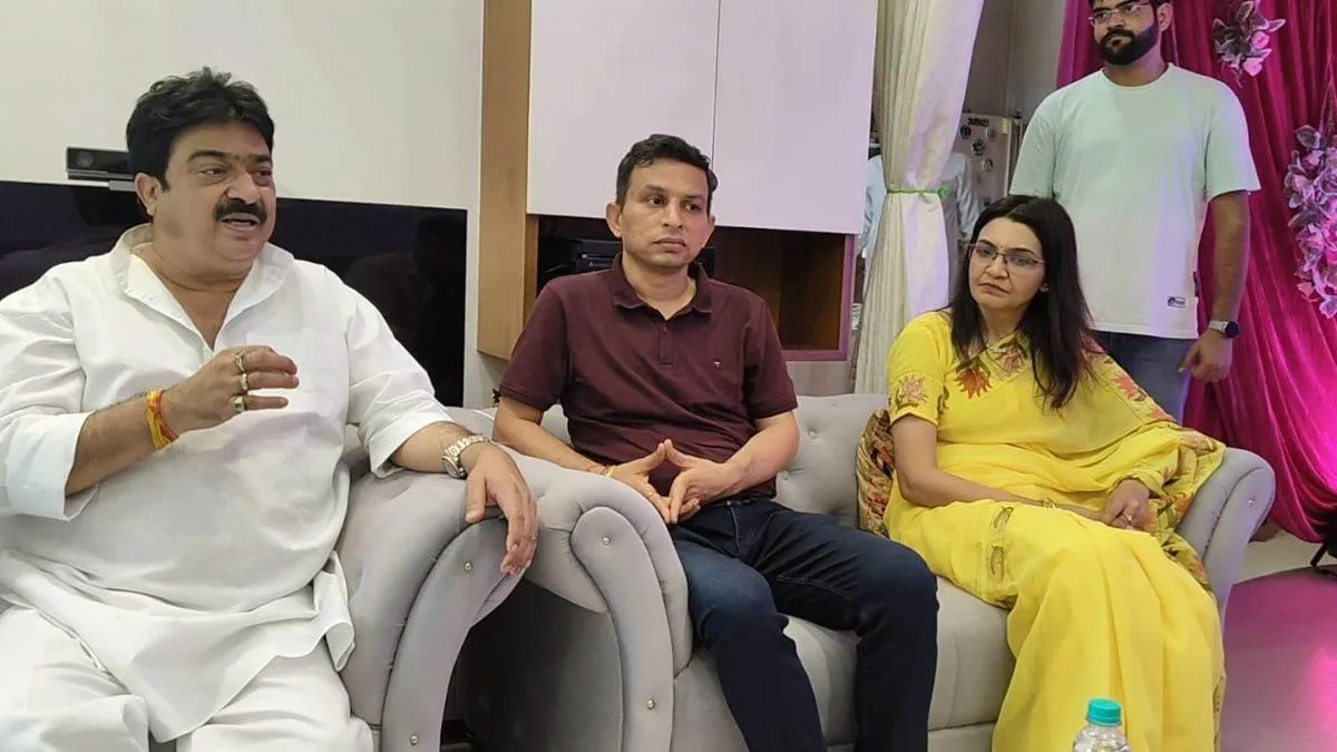up-2027-elections-jansatta-dal-loktantrik-promises-free-ivf-plans-to-contest-every-seat