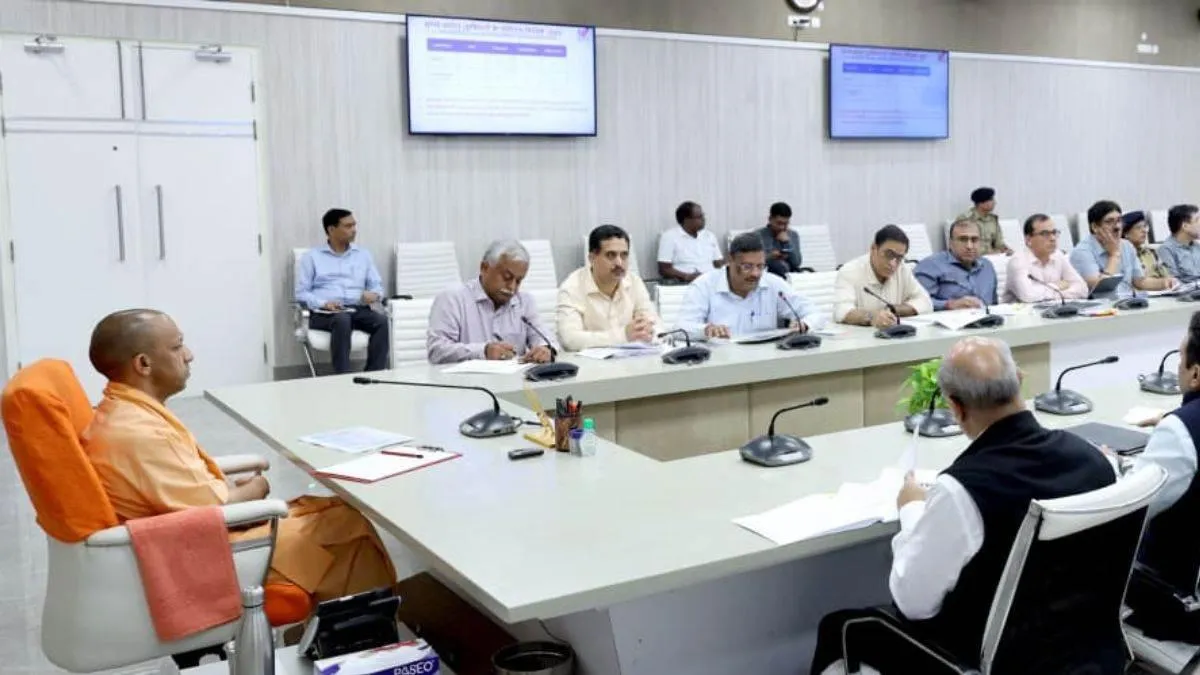 up-govt-moves-to-scrap-99-criminal-provisions-in-trade-laws-under-2025-reform-bill