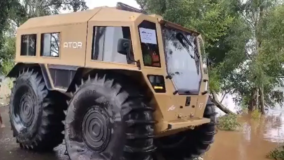 punjab-floods-indian-army-uses-advanced-amphibious-all-terrain-vehicle-to-rescue-villagers-know-all-about-it