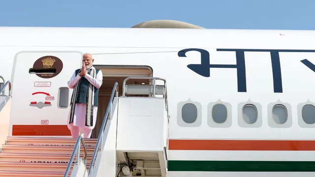 pm-modi-arrives-in-tokyo-for-15th-india-japan-annual-summit-welcomed-with-gayatri-mantra-and-traditional-dance-watch