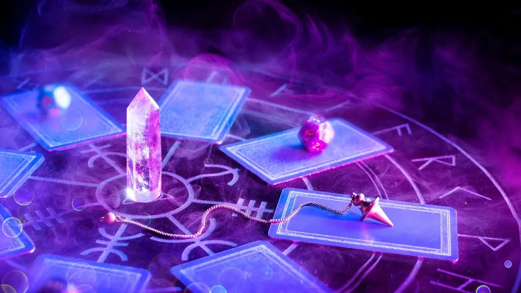 tarot-predictions-august-30-2025-cancer-embraces-selfindependence-success-to-kiss-leos-feet