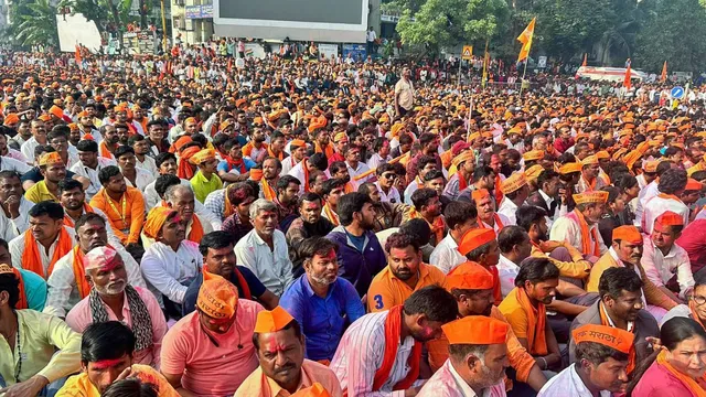 mumbai-maratha-morcha-enters-day-2-traffic-disrupted-near-csmt-vashi-sionpanvel-highway-details