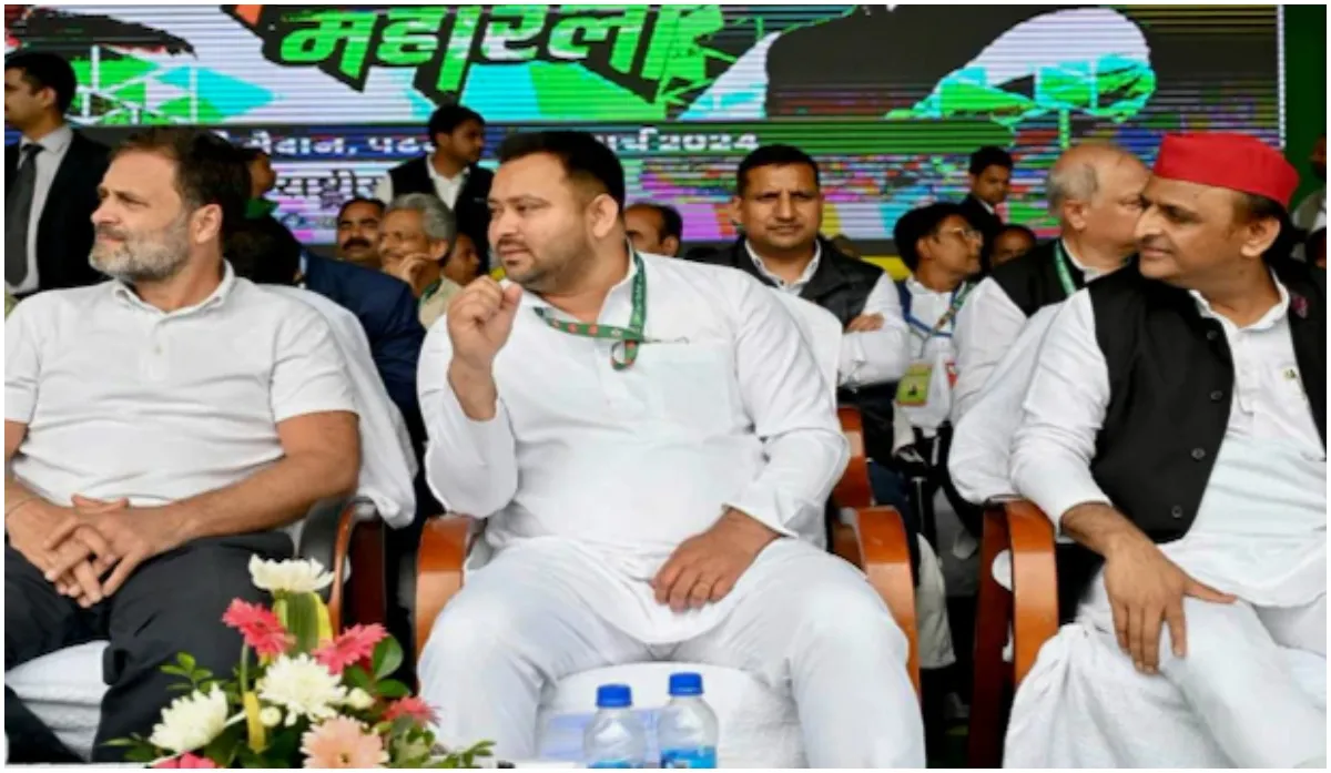 with-rahul-and-akhilesh-on-stage-tejashwi-yadav-declares-himself-as-cm-face-against-nitish-kumar