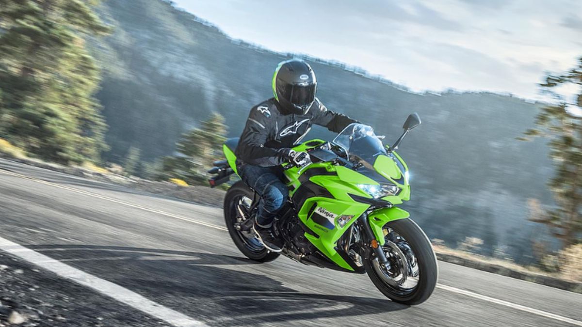 2026KawasakiNinja650 (2)