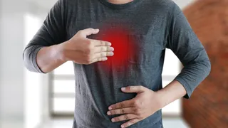 How To Tell The Difference Between Heartburn And Acid Reflux? Doctor Explains