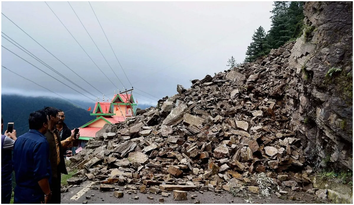 uttarakhand-landslide-nhpc-workers-trapped-in-power-project-in-pithoragarh