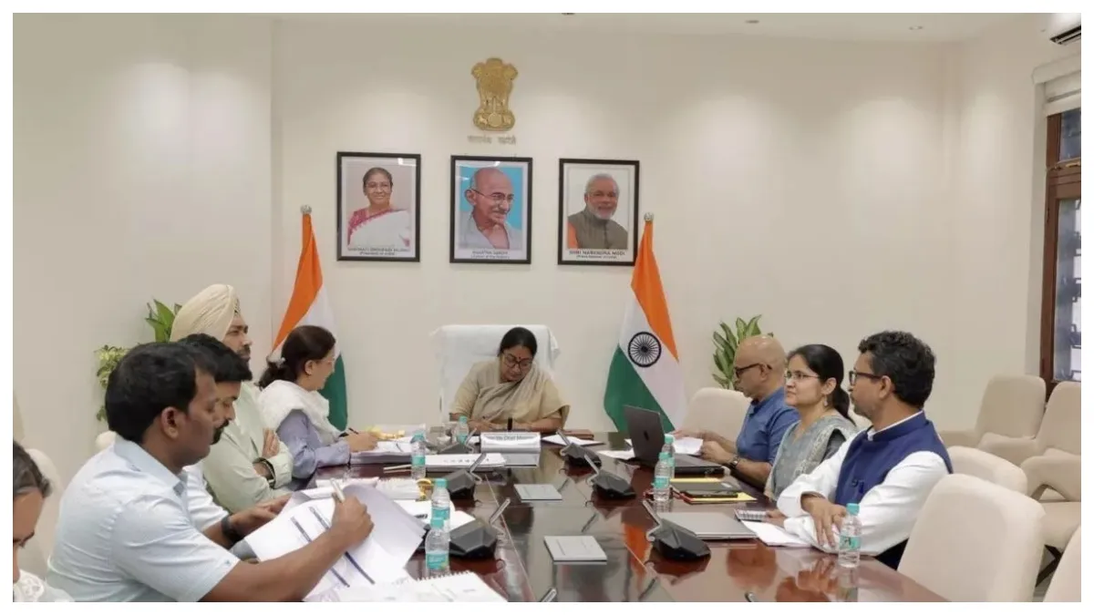 delhi-government-to-give-rs-16000-gift-to-traders-to-clear-long-pending-gst-dues