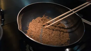 5 Easy Cooking Tips To Stop Spices From Getting Bitter While Frying