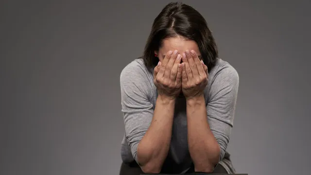 woman-claims-dating-app-match-robbed-her-bag-and-blocked-her-after-first-meet-up-viral