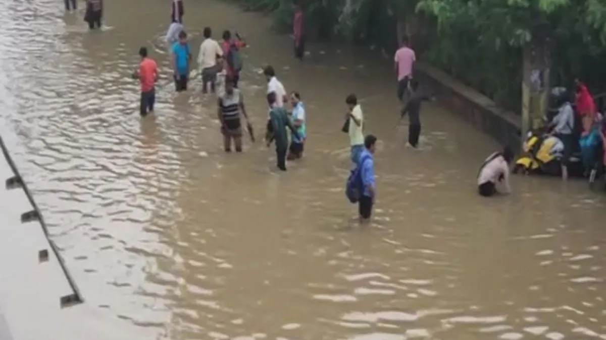 gurugram-traffic-waterlogging-orange-alert-heavy-rain-imd-forecast