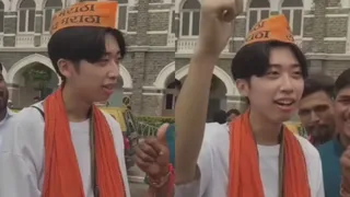 Foreigner Joins ‘Ek Maratha, Lakh Maratha’ Slogans In Mumbai, Video Leaves Internet Buzzing With Reactions